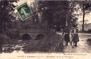 Le pont de la route de Villemogeon sur la Marsange