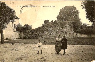 La place de la Tour