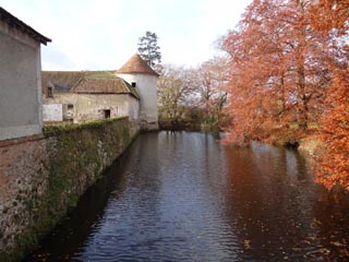 Les douves de la ferme de Lamitault