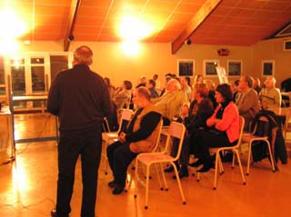 Une confrence dbat sur l'environnement